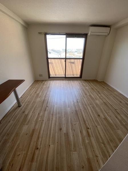 寝屋川市田井西町のマンション