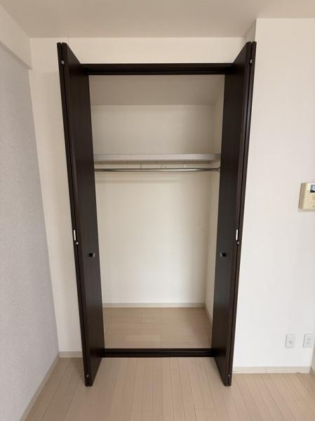 寝屋川市早子町のマンション