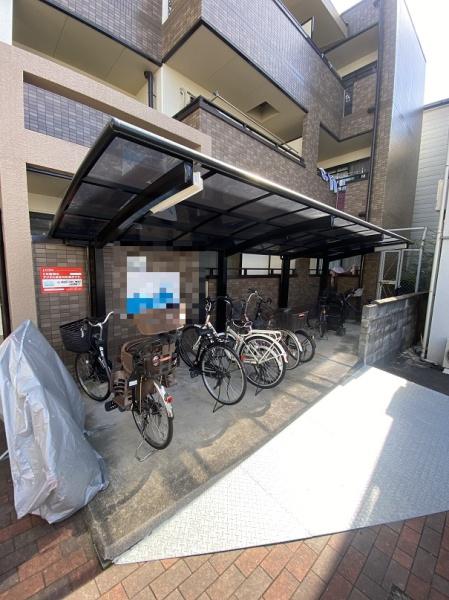 寝屋川市黒原旭町のマンション