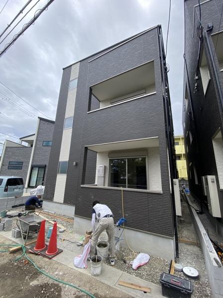 寝屋川市秦町のアパート