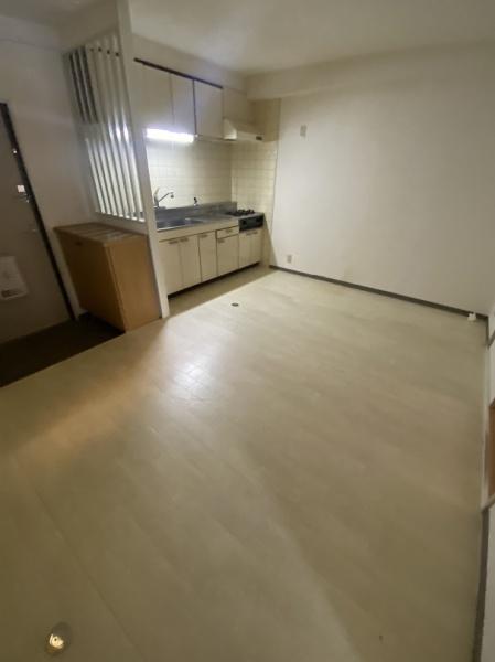 寝屋川市秦町のマンション