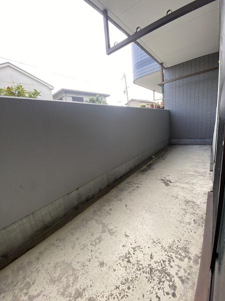 寝屋川市仁和寺本町５丁目のマンション