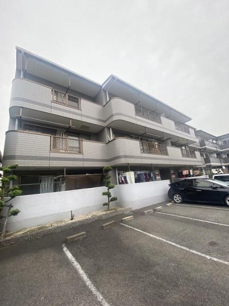 寝屋川市仁和寺本町５丁目のマンション