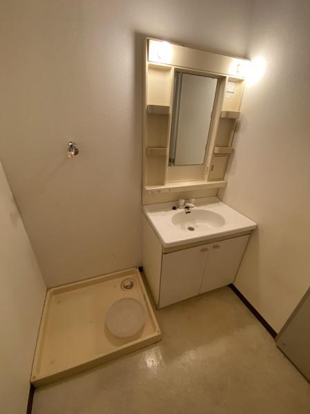 寝屋川市仁和寺本町５丁目のマンション