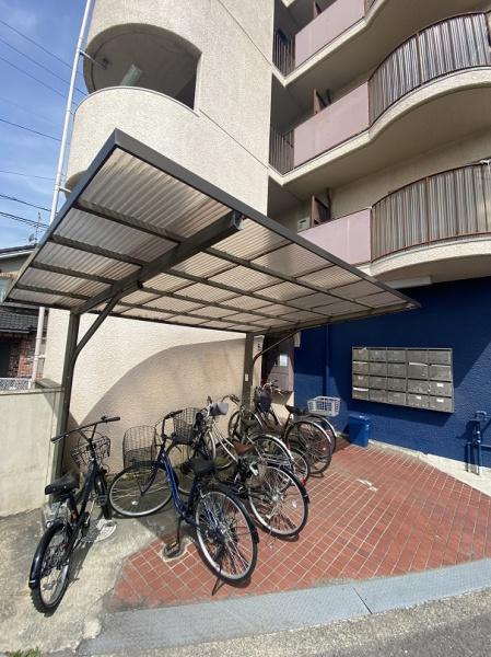 門真市北巣本町のマンション
