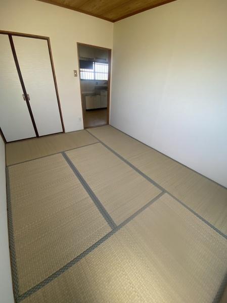 寝屋川市上神田２丁目のマンション