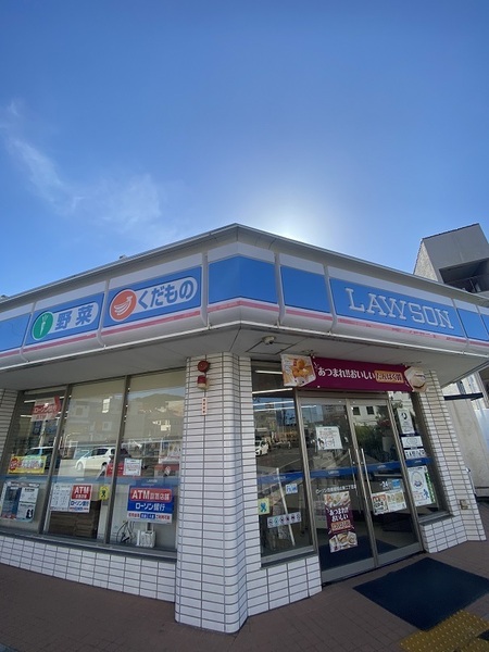 寝屋川市明和２丁目のアパート(ローソン四條畷岡山東二丁目店)