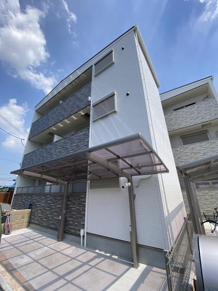 四條畷市中野本町のアパート