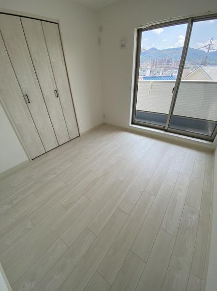 寝屋川市明和２丁目のアパート