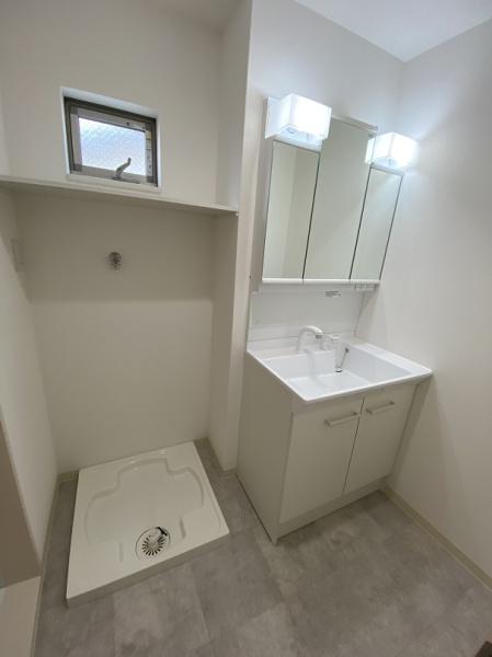 寝屋川市明和２丁目のアパート