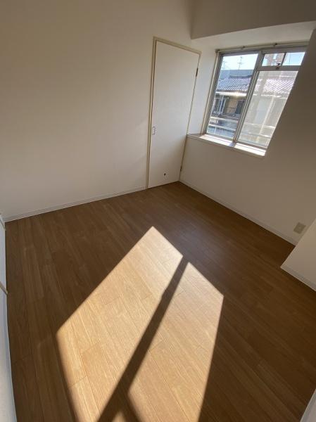 四條畷市蔀屋本町のマンション