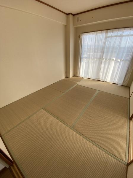 四條畷市蔀屋本町のマンション