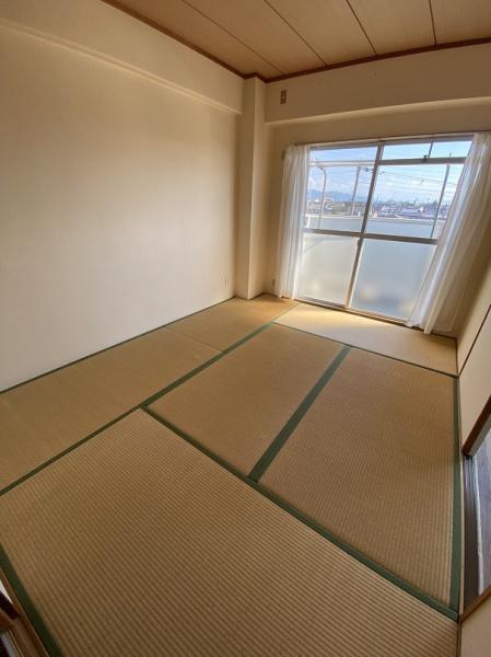 四條畷市蔀屋本町のマンション