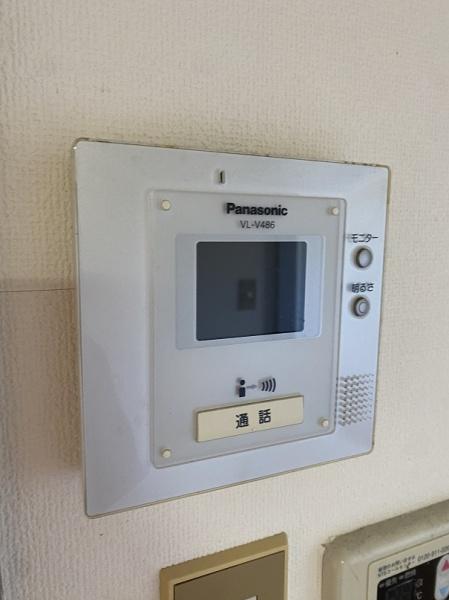 寝屋川市下神田町のマンション