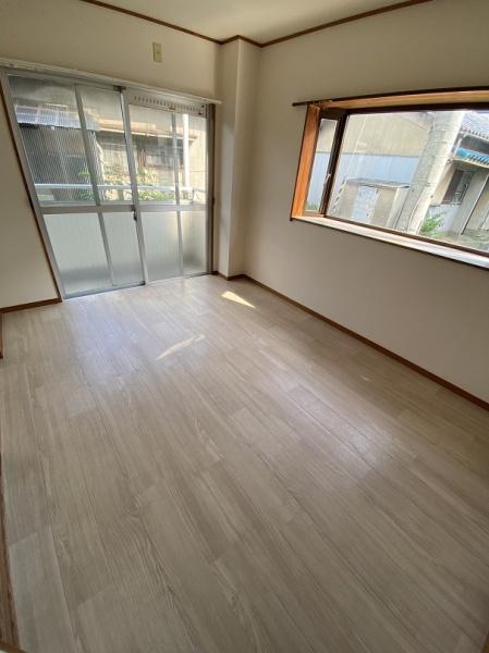 寝屋川市仁和寺本町５丁目のマンション