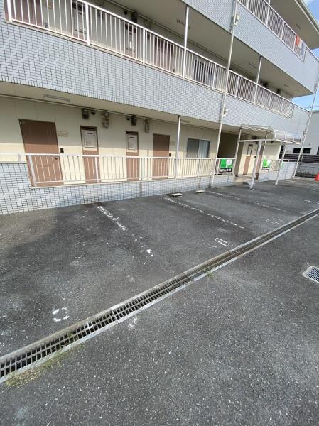 寝屋川市仁和寺本町５丁目のマンション