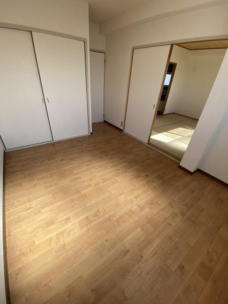 寝屋川市秦町のマンション