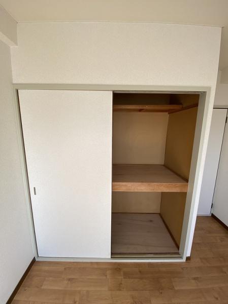 寝屋川市秦町のマンション