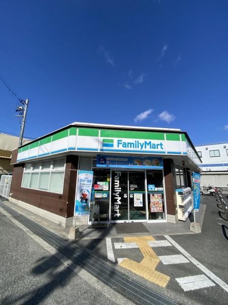 門真市北岸和田3丁目のマンション(ファミリーマート四宮小学校前店)