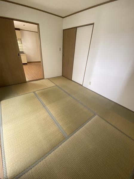 寝屋川市新家１丁目のアパート