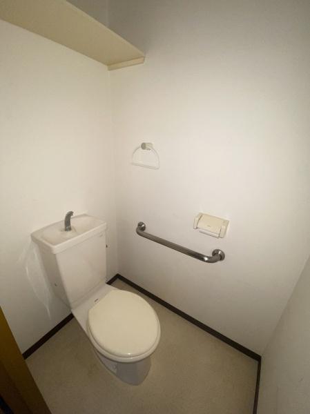 寝屋川市上神田２丁目のマンション