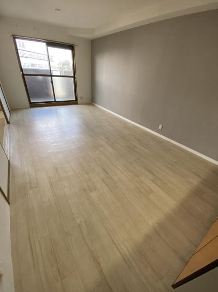 寝屋川市点野２丁目のマンション