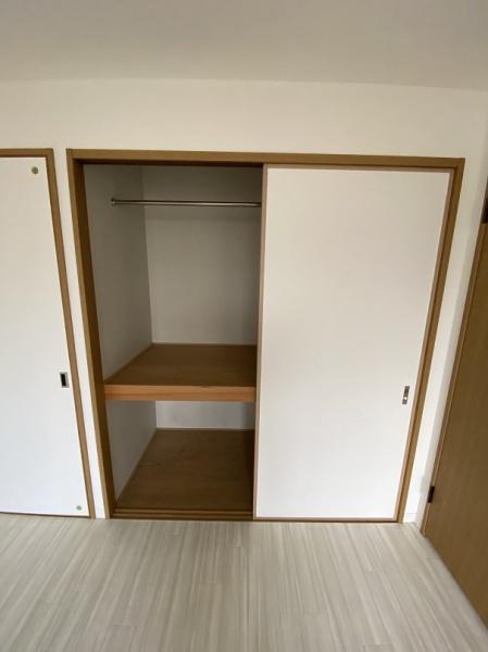 寝屋川市点野２丁目のマンション