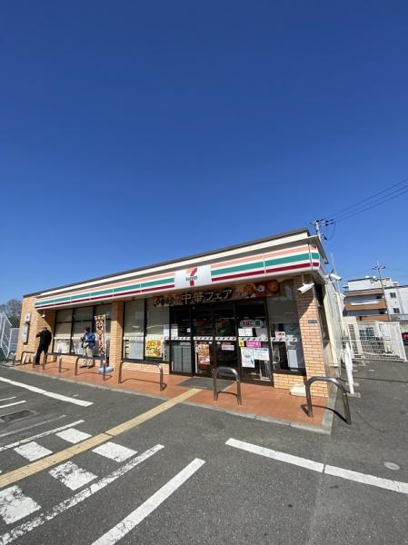 サンクラスタコートA棟(セブンイレブン寝屋川打上中町店)