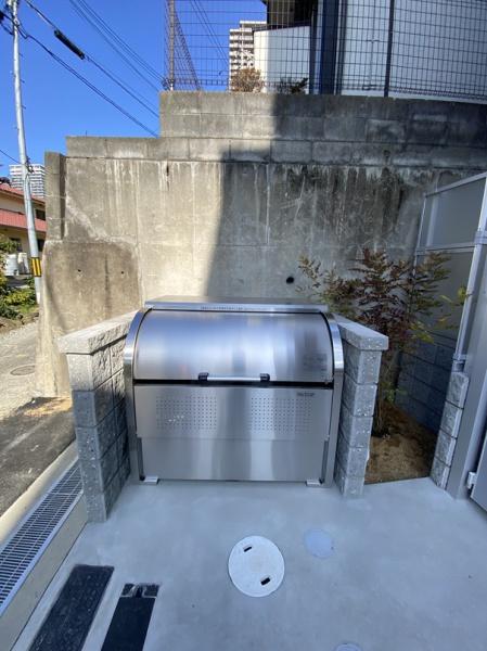寝屋川市郡元町のアパート
