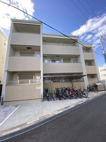 門真市上島町のアパート