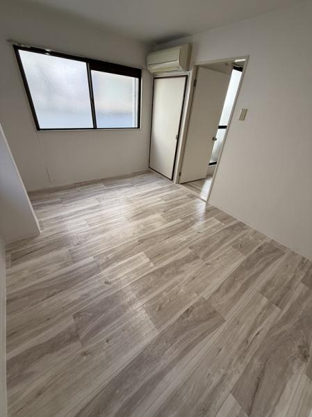 寝屋川市御幸東町のマンション(洋室)