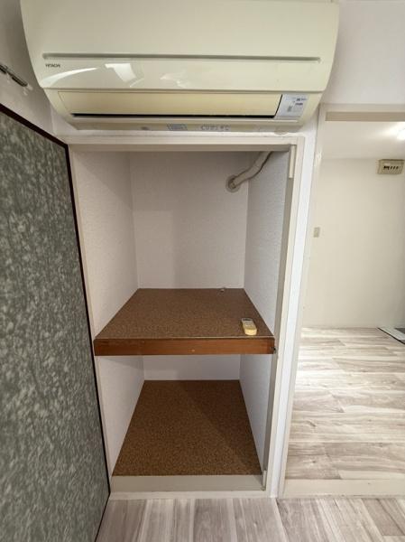 寝屋川市御幸東町のマンション(収納)