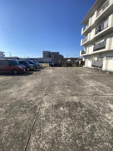 寝屋川市中神田町のマンション