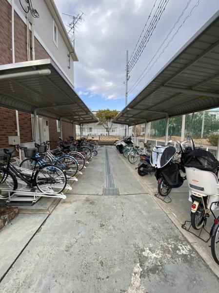 寝屋川市池田中町のアパート