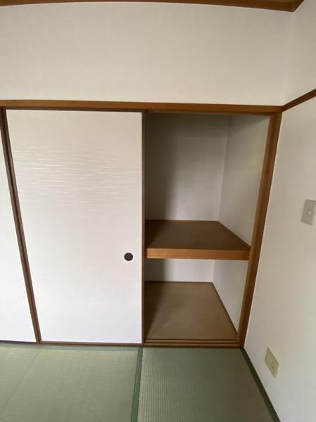 寝屋川市八坂町のマンション