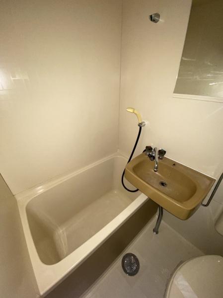 寝屋川市萱島東１丁目のマンション