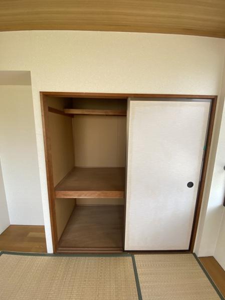 寝屋川市東神田町のマンション