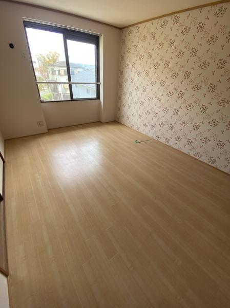 寝屋川市東神田町のマンション