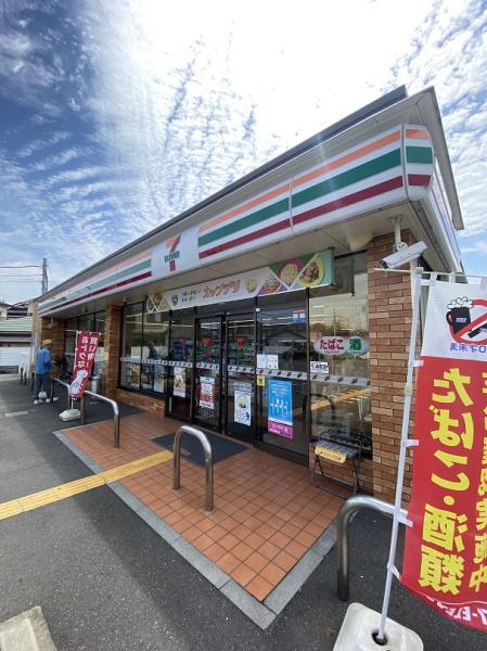 寝屋川市高柳４丁目のアパート(セブンイレブン寝屋川対馬江東町店)