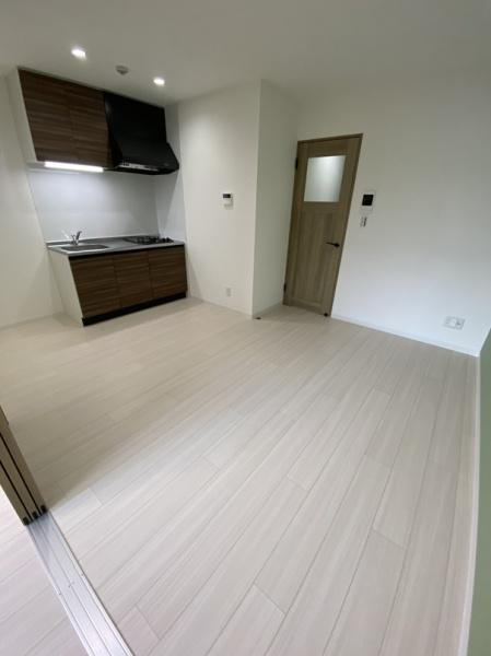 寝屋川市高柳４丁目のアパート
