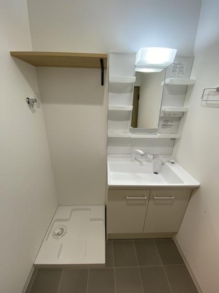 寝屋川市高柳４丁目のアパート