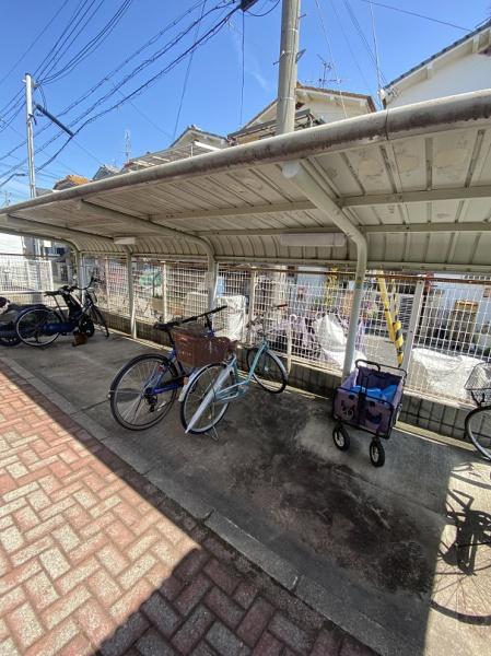 門真市岸和田２丁目のアパート