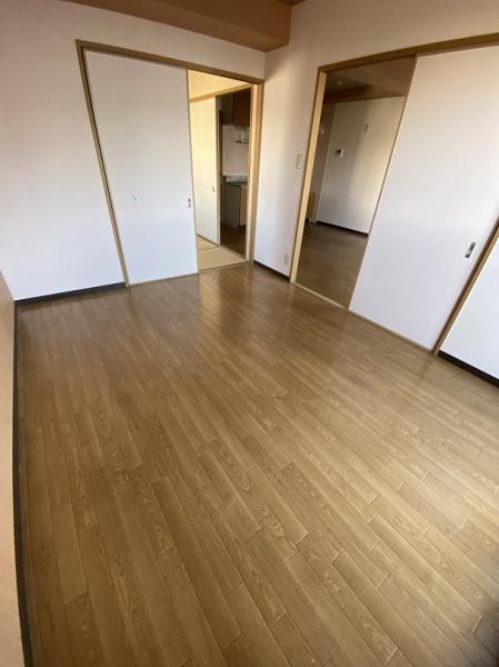 寝屋川市点野２丁目のマンション