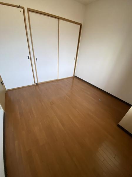 寝屋川市点野２丁目のマンション
