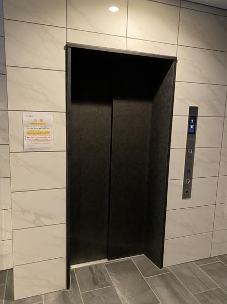 プレサンスNEO大和田STATIONベゼル