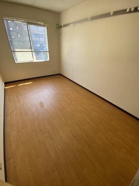 寝屋川市下木田町のハイツ