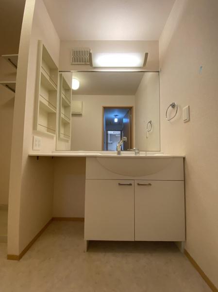寝屋川市豊里町のアパート