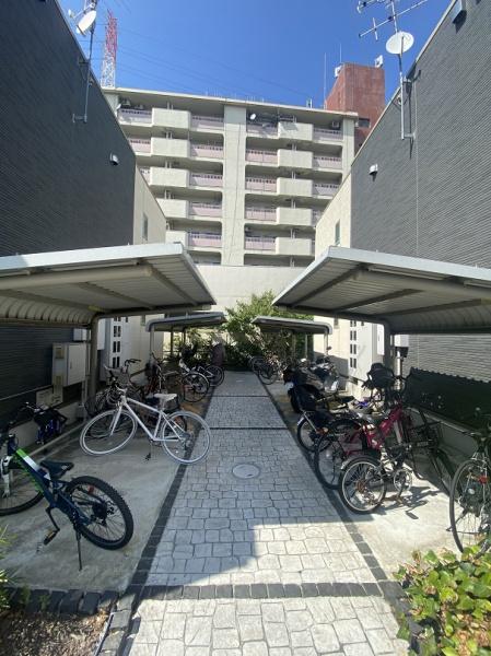 門真市四宮２丁目のアパート