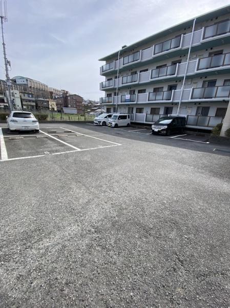 寝屋川市国松町のマンション