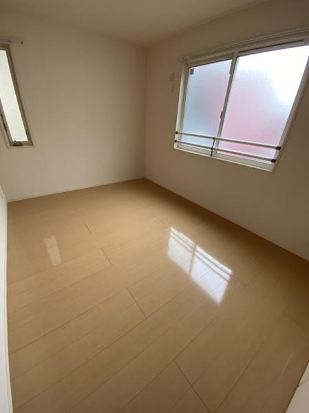 門真市上野口町のアパート
